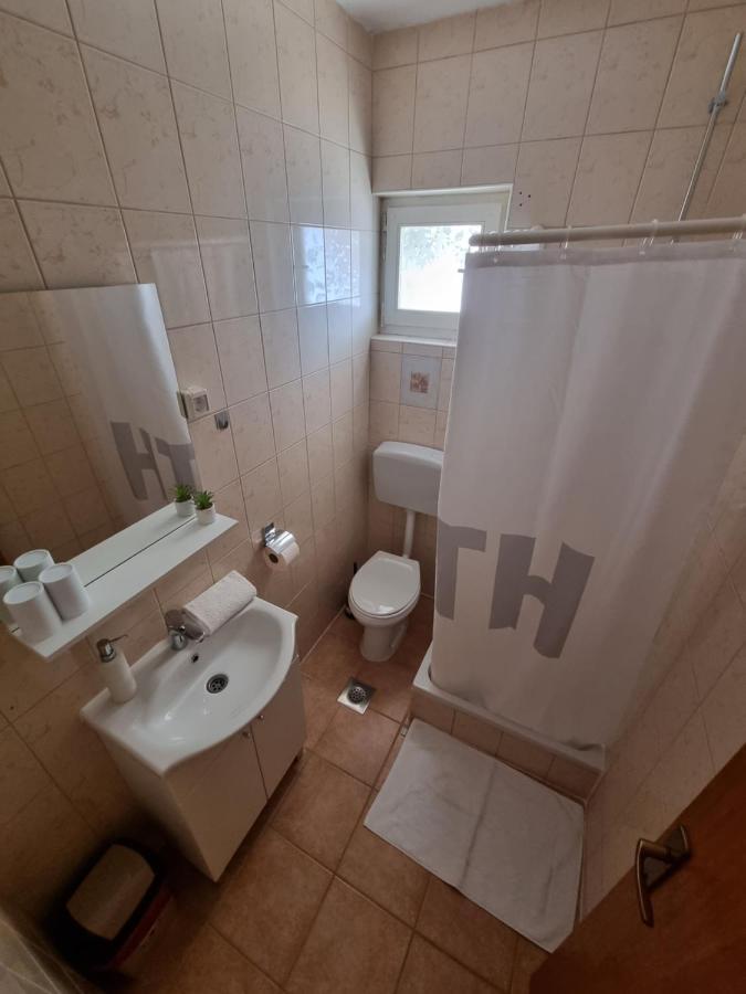 Apartments Lili 比奥格勒·纳·莫鲁 外观 照片