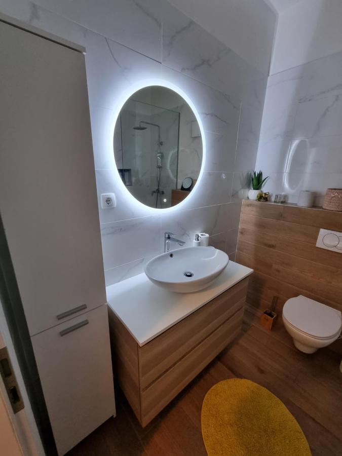 Apartments Lili 比奥格勒·纳·莫鲁 外观 照片